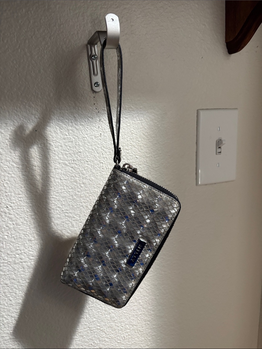 Milly Wristlet Wallet in Silver Metallic